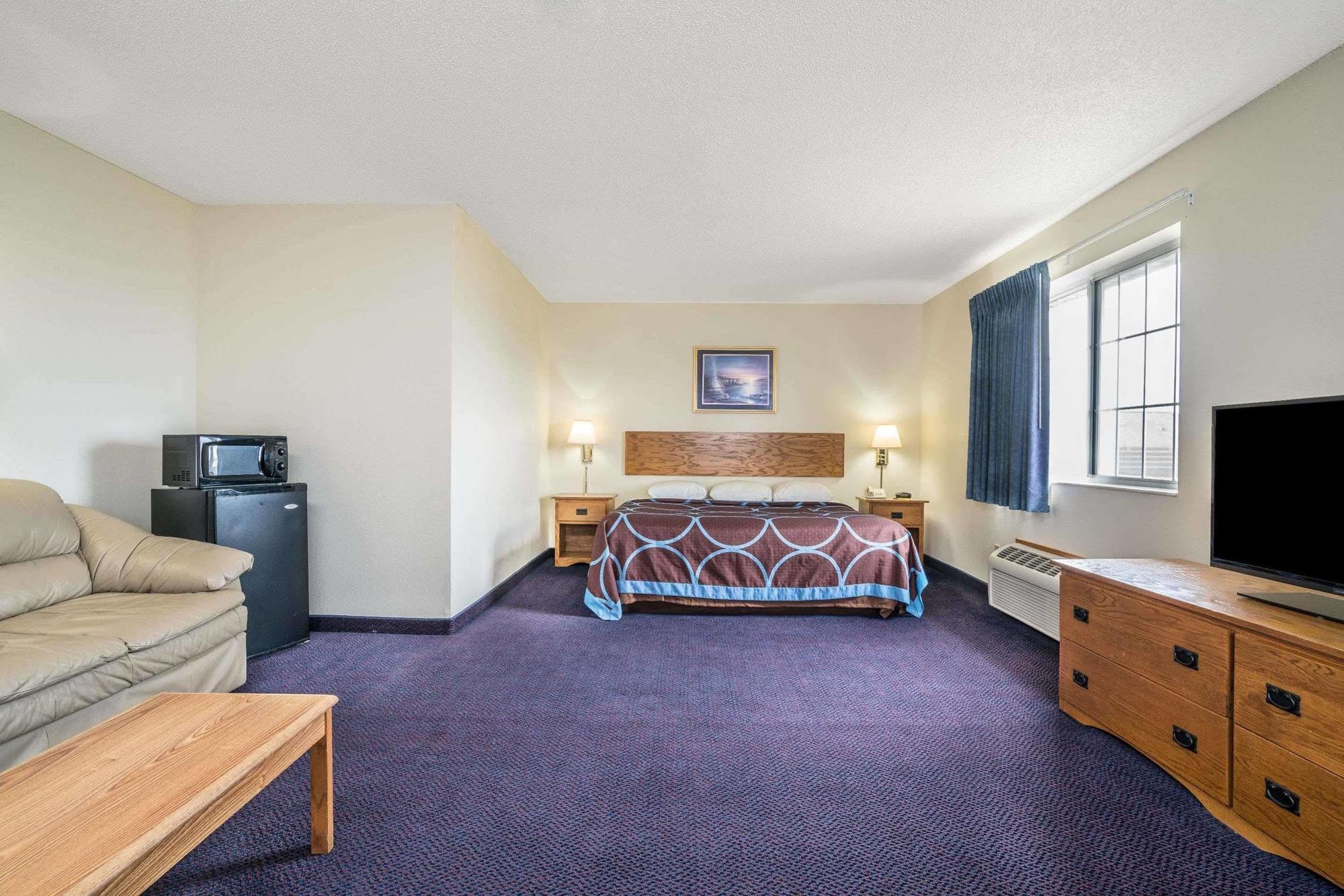 Super 8 By Wyndham Neillsville Wi Εξωτερικό φωτογραφία